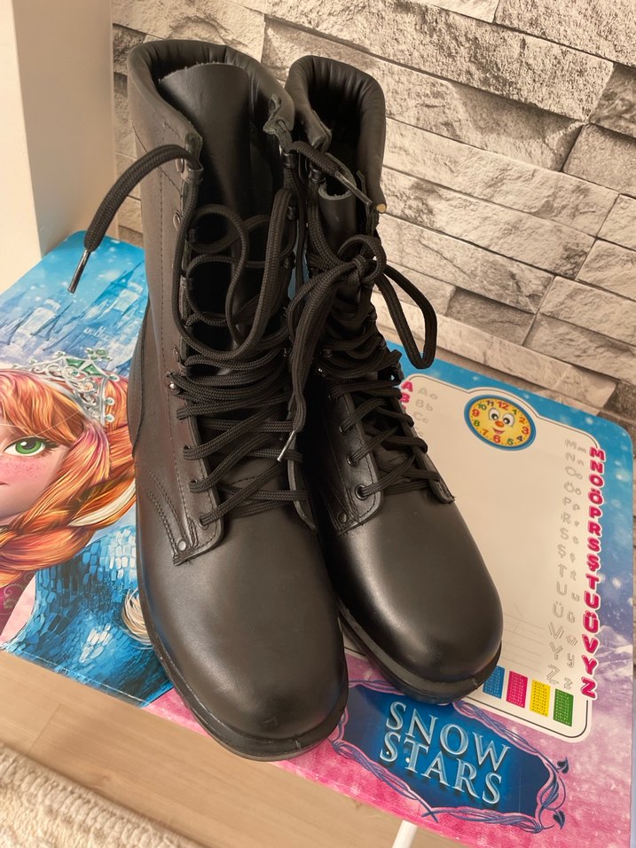 Siyah Bağcıklı Erkek Kauçuk Botlar - Görsel 2