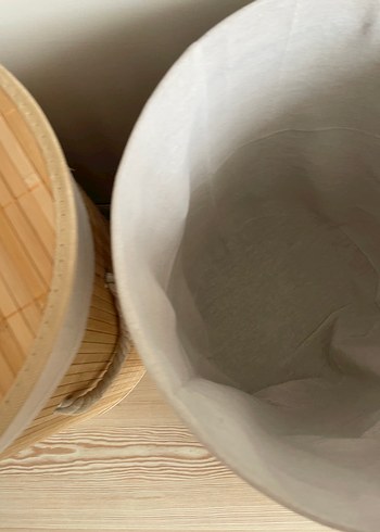 Bej Hasır Kapaklı Yuvarlak Sepet - Görsel 3