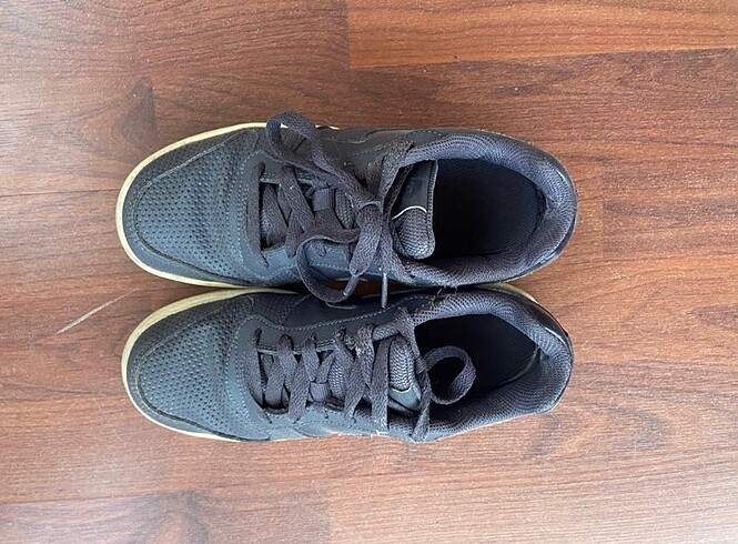 37,5 Beden Orijinal Nike Spor Ayakkabı 37.5