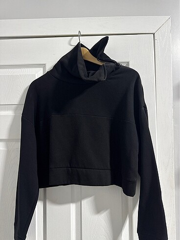 TRENDYOL YARIM FERMUARLI CROP SWEATSHIRT