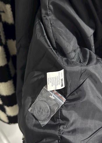 Ekose Desenli Beyaz Siyah Kadın Midi Kaban - Görsel 2