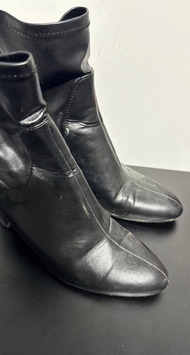 Siyah Deri Fermuarlı Kadın Botu - Görsel 4