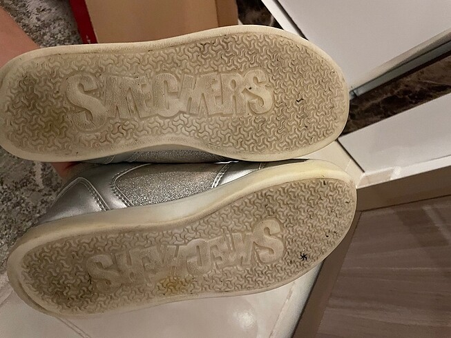 34 Beden çeşitli Renk Skechers ayakkabı