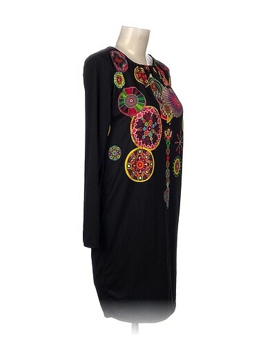 Desigual Desigual Kısa Elbise %70 İndirimli.