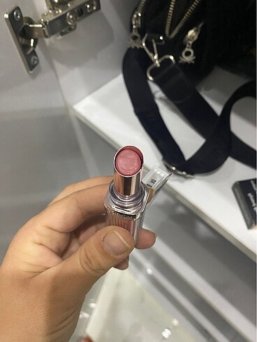  Beden Loreal ruj