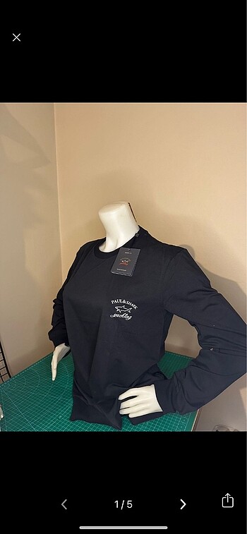 Unisex sweatshirt