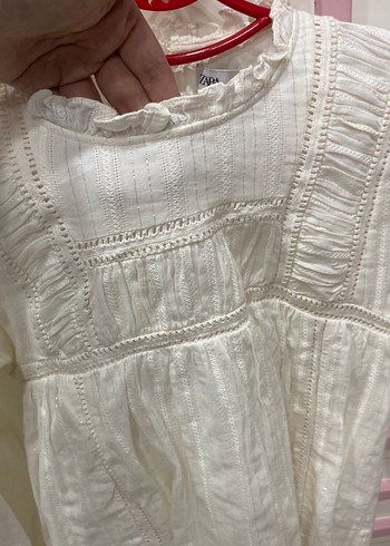 Beyaz Keten Fırfırlı Nakışlı Bohem Bluz - Görsel 3