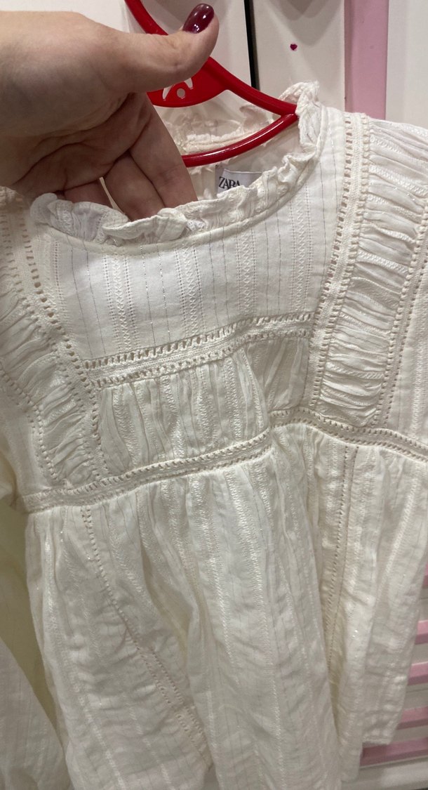 Beyaz Keten Fırfırlı Nakışlı Bohem Bluz - Görsel 3