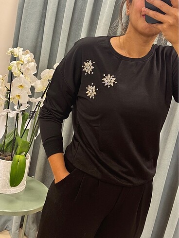 Taşlı bluz