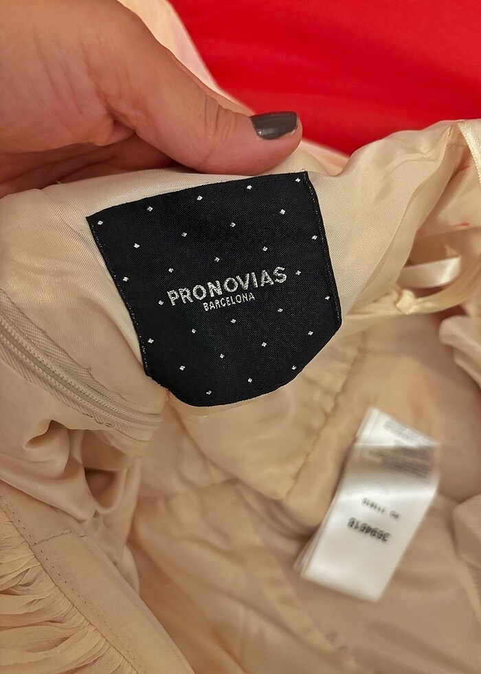 Pronovias abiye - Görsel 3