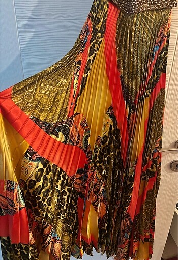 Çok şık bir abiye.. - Görsel 3