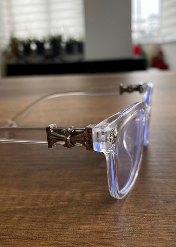 Chrome hearts şeffaf gözlük - Görsel 5