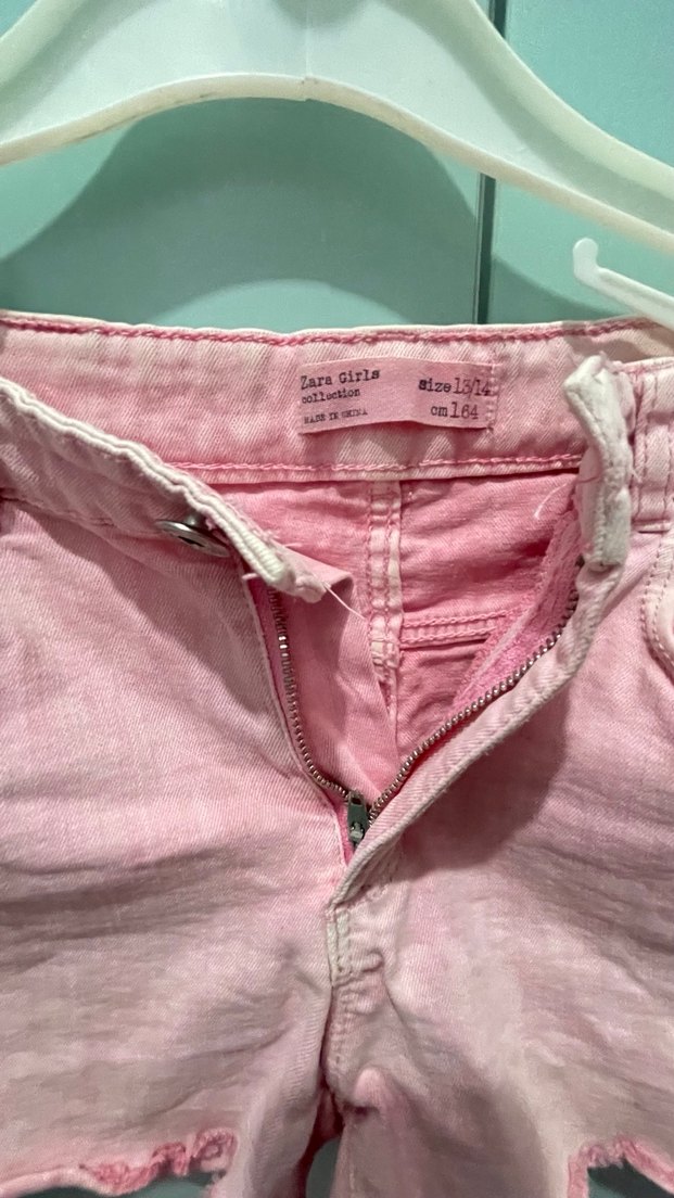 Kız Çocuk Pembe Batik Desenli Denim Şort - Görsel 2