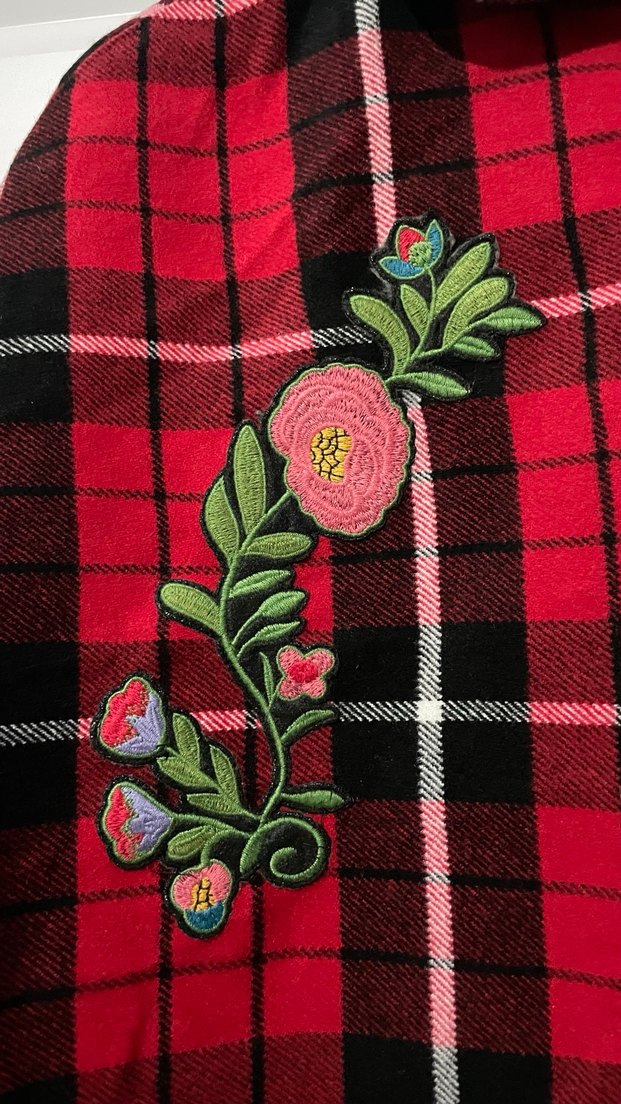 Düğmeli Nakışlı Kız Pançosu pelerin - Görsel 3