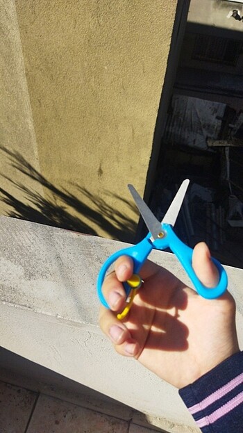  Plastik ağzı kırımış çocuk makası