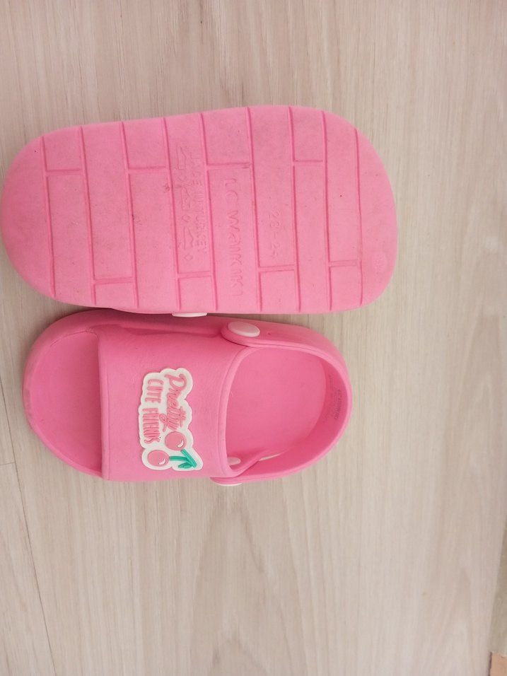 Kız Çocuk Pembe Baskılı Bantlı Terlik - Görsel 4