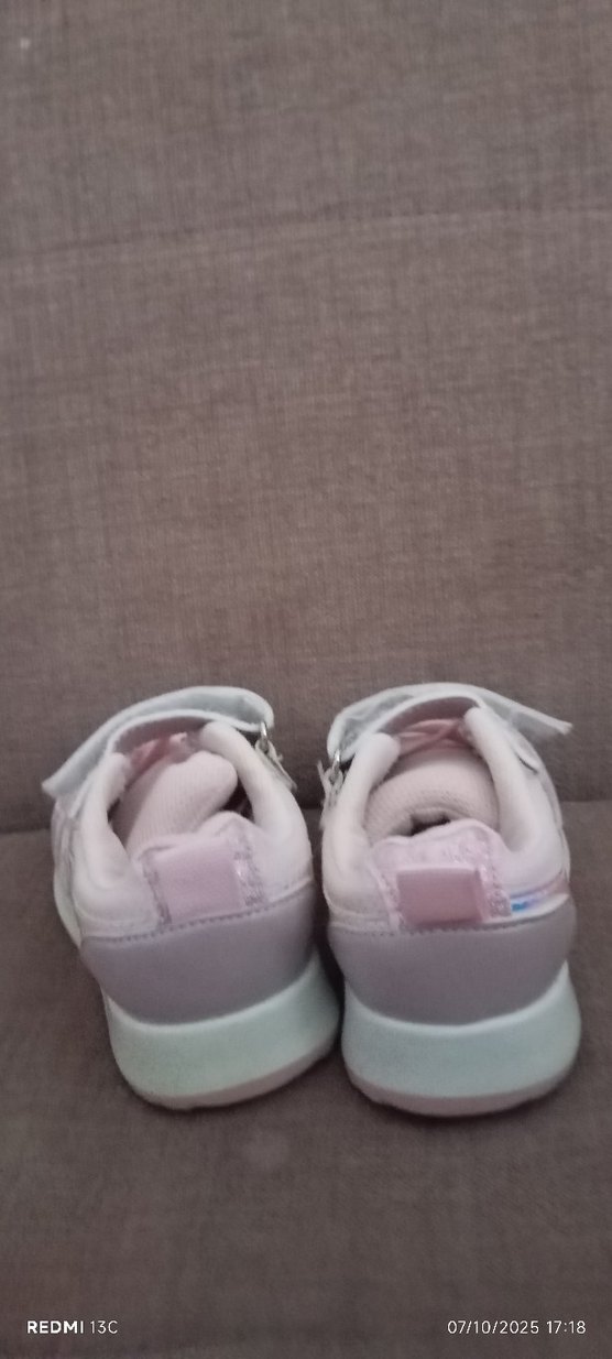 Kız Çocuk Pembe Cırtcırtlı Spor Ayakkabı - Görsel 3