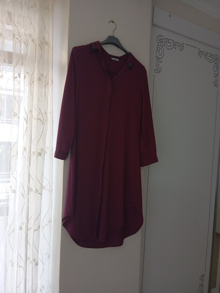 Koyu Mor V Yaka Düğmeli Kadın Gömlek - Görsel 5