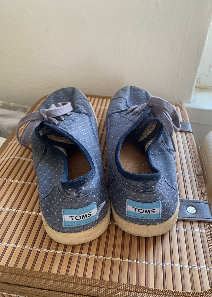 toms ayakkabı 7 yazıyor ama bence 38.5 numara - Görsel 3