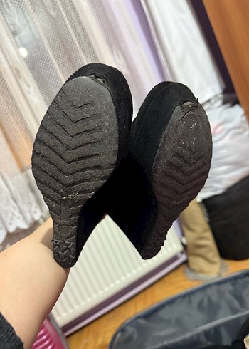 Siyah Süet Dolgu Topuklu Gotik Kadın Bot - Görsel 10