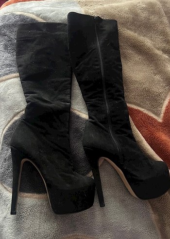 Siyah Süet  İnce Topuklu Çizme - Görsel 2