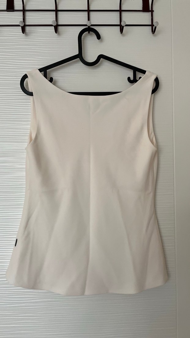 Beyaz V Yaka Drapeli Kadın Bluz - Görsel 4