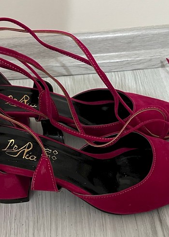 Bordo Süet Stiletto Topuklu Kadın Ayakkabı - Görsel 2