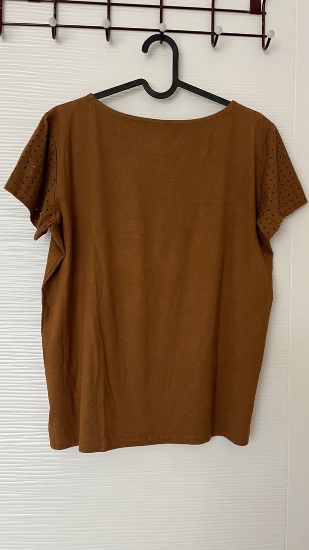 Kahverengi Süet Kısa Kollu Kadın Bluz - Görsel 3