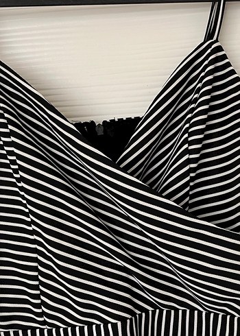 Siyah Beyaz Çizgili Midi Elbise - Görsel 4