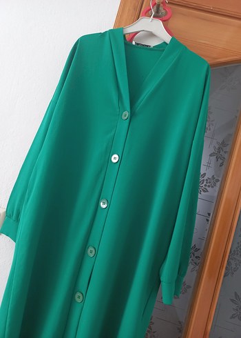 Düğmeli Uzun Yeşil Kadın Elbise - Görsel 6