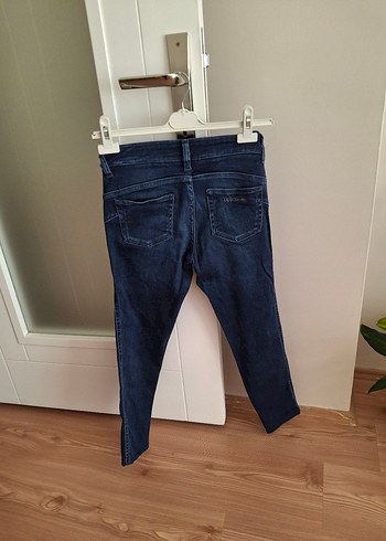 Diğer Kadın Lacivert Dar Kesim Kot Pantolon