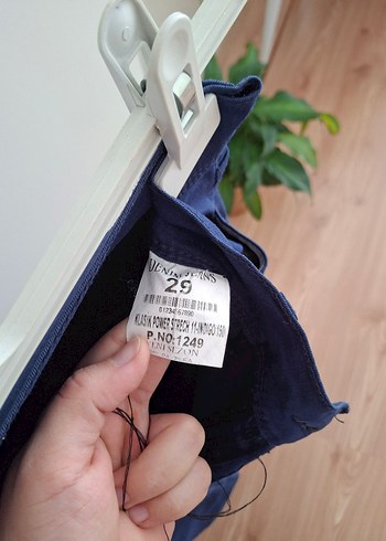 29 Beden Lacivert Dar Kesim Kadın Denim Pantolon