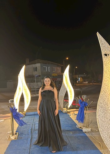 Siyah Uzun Drapeli Straplez Kadın Abiye - Görsel 3