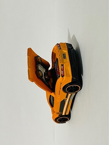 Matchbox 70. Yıl Özel Serisi Chevrolet Corvette