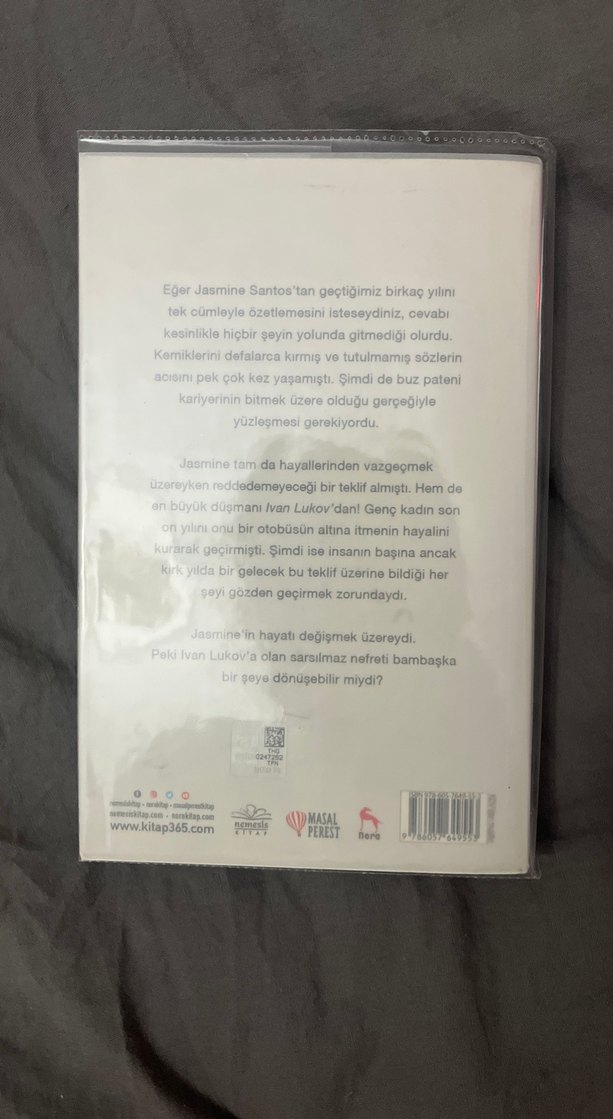 Mariana Zapata - Luv'dan Sevgiler Roman - Görsel 2