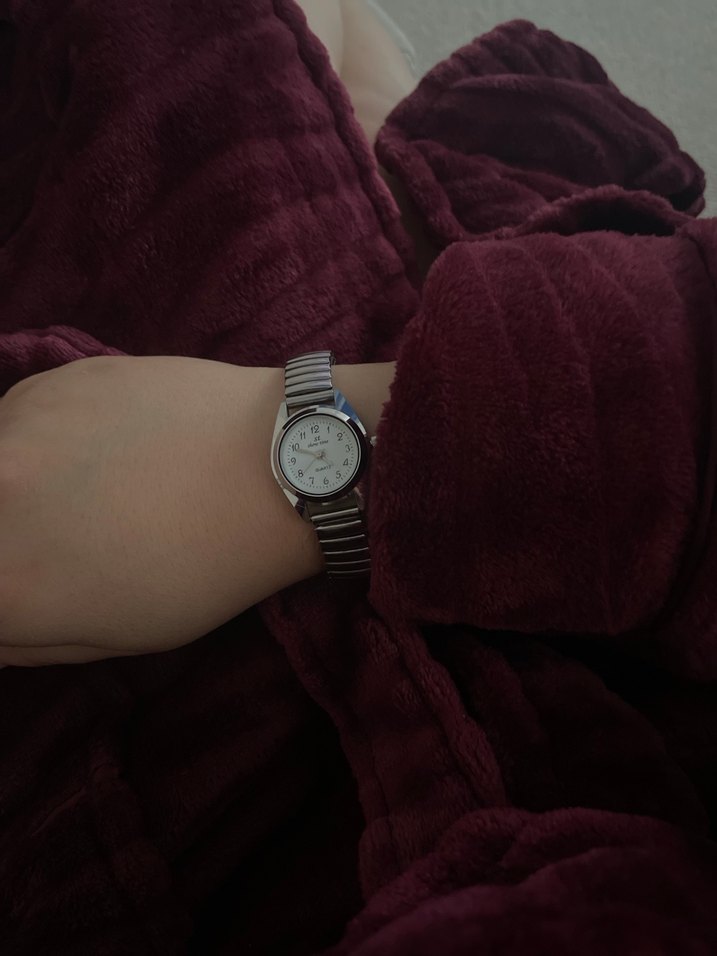 Klasik Kadın Kol Saati - Görsel 2