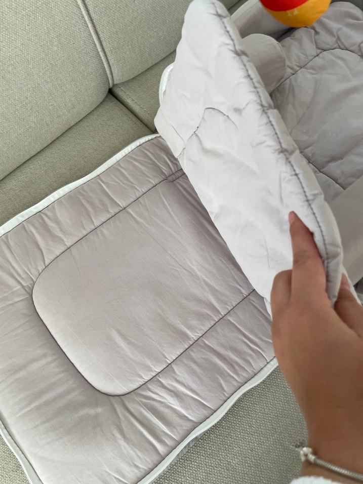 Gri Bebek Yatağı Oyuncaklı - Görsel 3