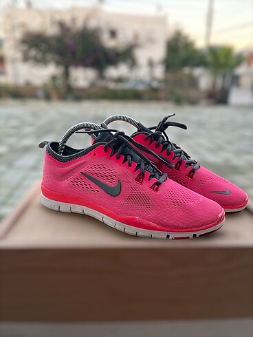Nike spor ayakkabı