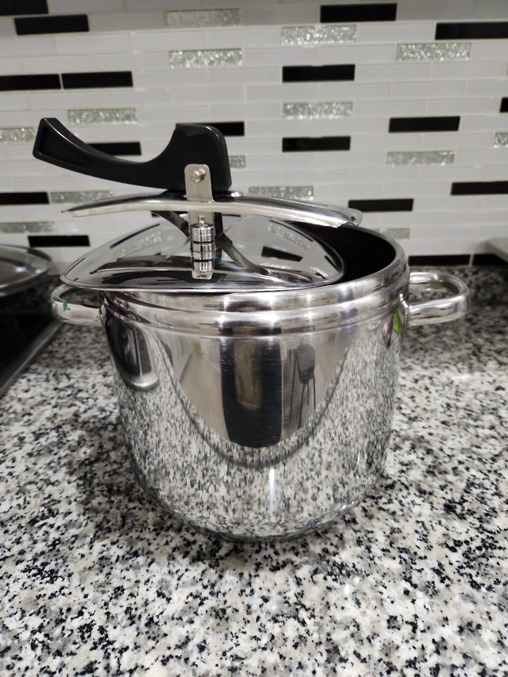 Gri Düdüklü Tencere - Görsel 3