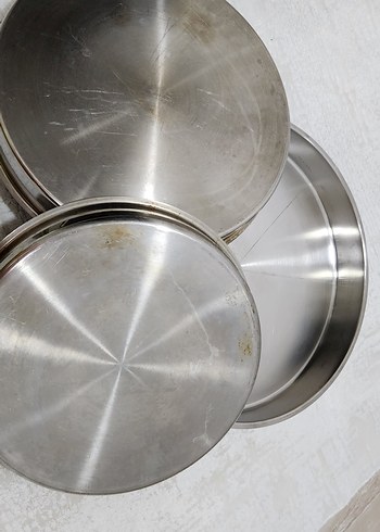 Gri Paslanmaz Çelik Yuvarlak Tepsiler Seti - Görsel 4