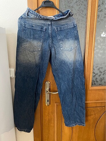 32 Beden lacivert Renk Bershka pantolon