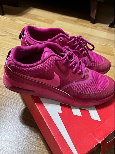 Orjinal nike kadın spor ayakkabı