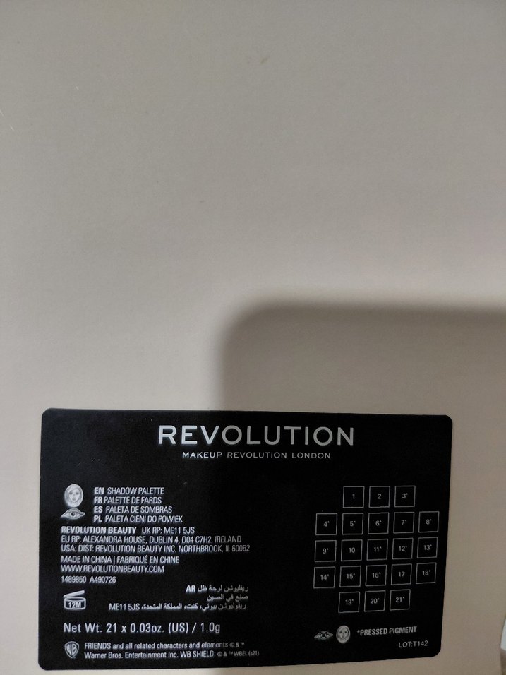 Friends x Revolution Far Paleti - Görsel 4