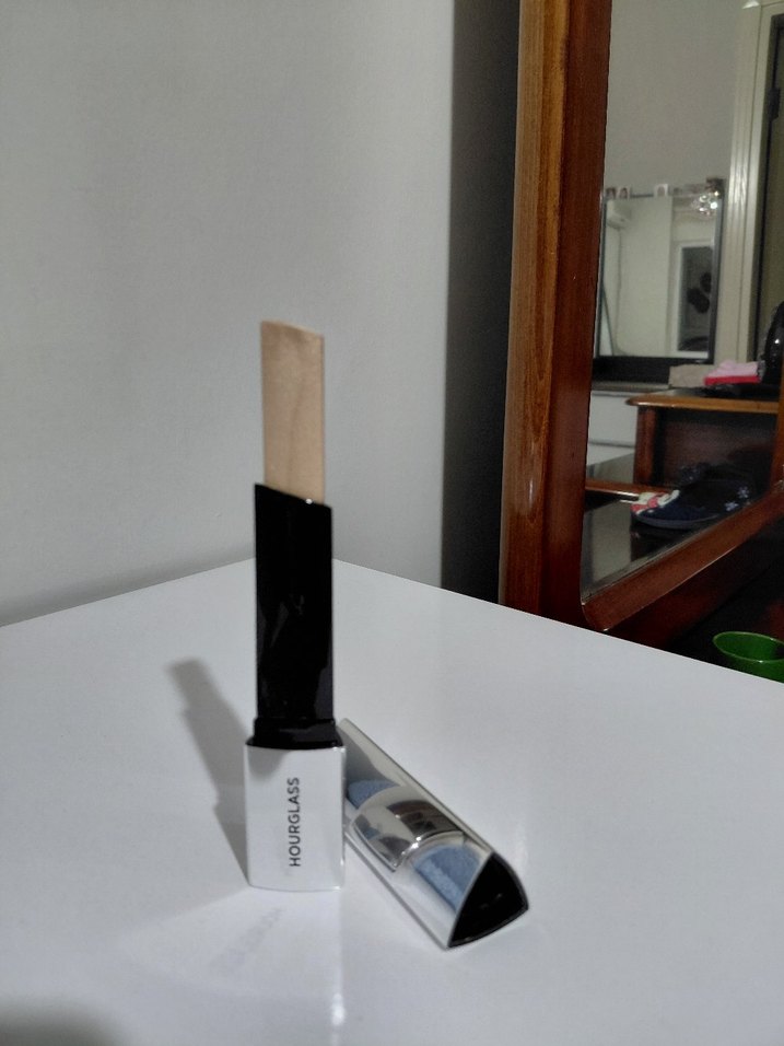 Hourglass Vanish Stick Aydınlatıcı - Görsel 2