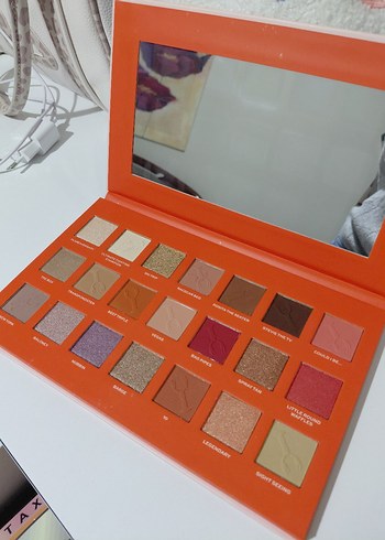 Friends x Revolution Far Paleti - Görsel 2