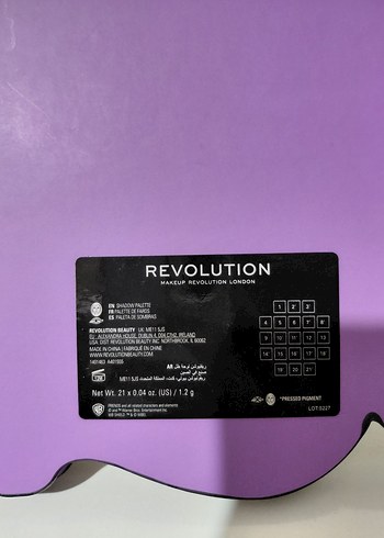 Friends x Revolution Far Paleti - Görsel 5