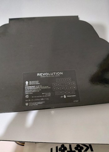 Friends x Revolution Far Paleti - Görsel 5