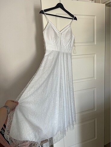 Beyaz nikah çekim elbisesi