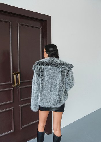 l Beden Zara model kürk