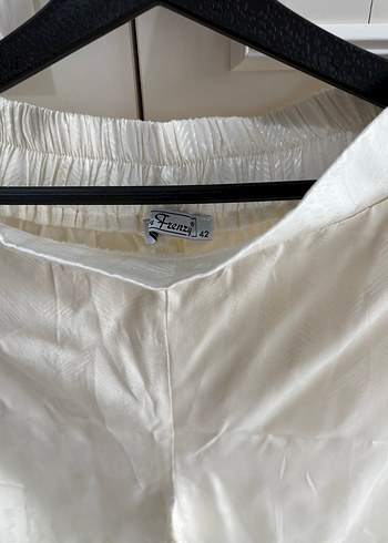 Zara Beyaz Bol Kesim saten Pantolon